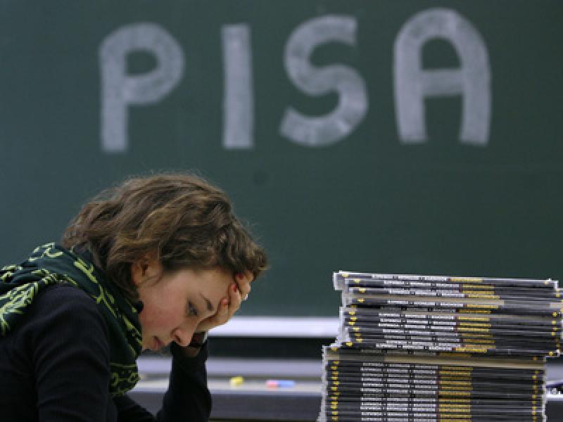 PISA: Στις εξετάσεις των 15χρονων μαθητών μπαίνουν Αγγλικά και Ψηφιακές Δεξιότητες